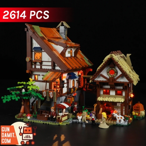[Coming Soon] FUNWHOLE F9015 Medieval Market Building Block w/ Lights
